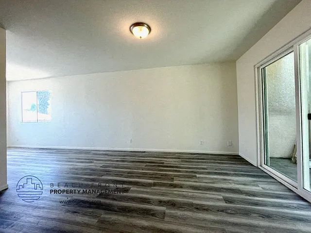 4609 W 159th St — Photo 9