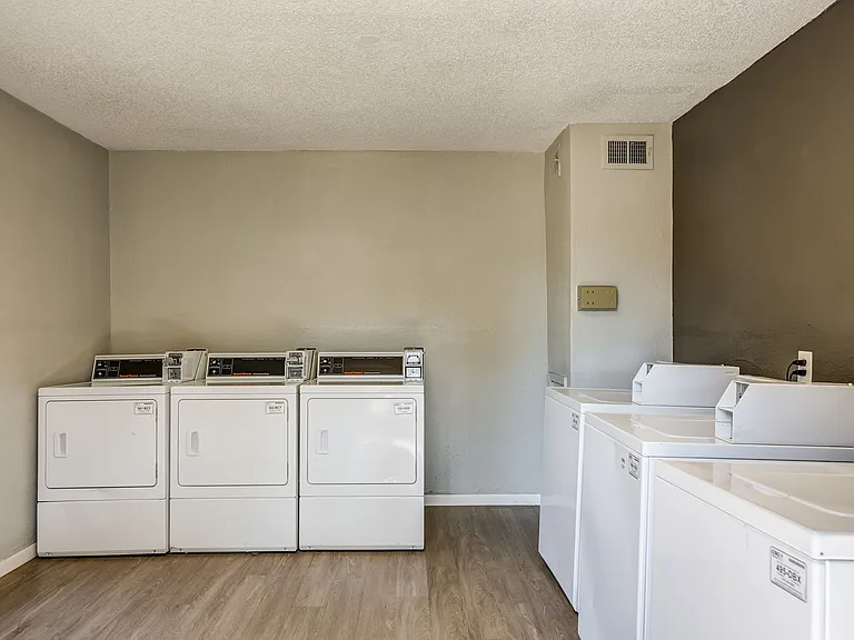 ReNew North Park I & II — Photo 45