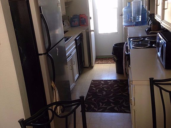 4th image of 3403 Hyden Ave