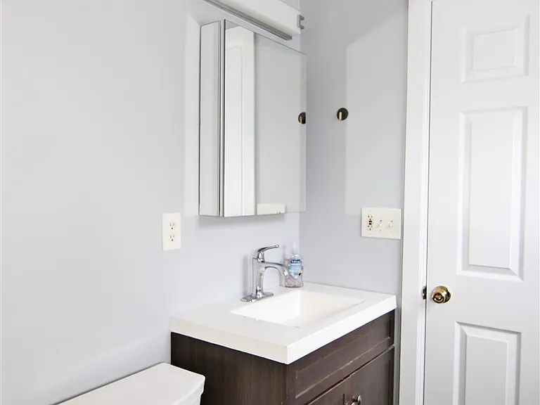36 Prairie Ave #1 — Photo 11