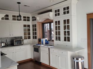 2817 Laurel Ln, Henryville, PA 18332