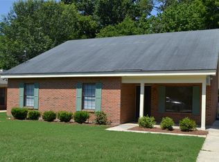 542 Forest Park Dr, Montgomery, AL 36109