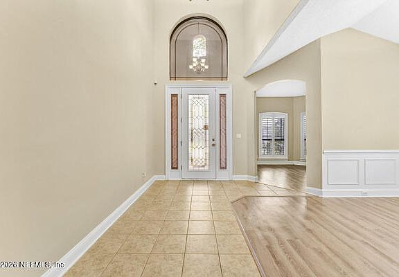 5th image of 13076 SIR ROGERS Court S