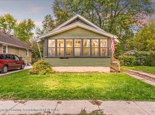 605 Brynford Ave, Lansing, MI 48917