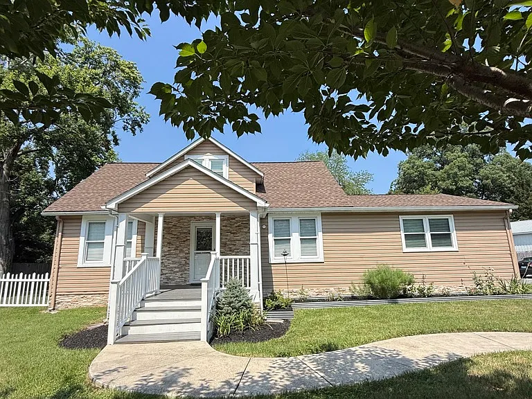 7950 Quarterfield Rd — Photo 1