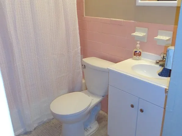 4381 Chippewa St, Saint Louis, MO