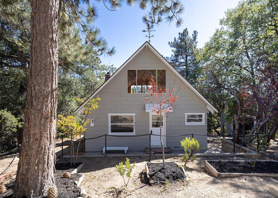 1st image of 52647 Pine Cove Rd