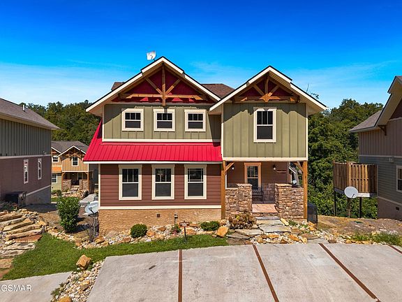 2nd image of 810 Blacksmith Way