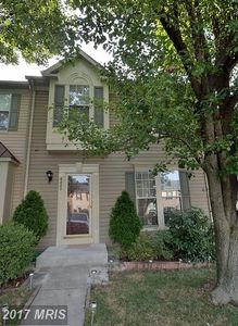 6885 Ridge Water Ct, Centreville, VA, 20121