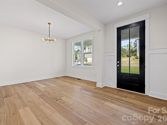 5th image of 116 Jentri Way
