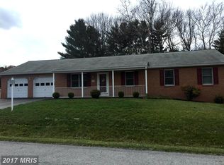 31 Stanford Rd, Hagerstown, MD 21742