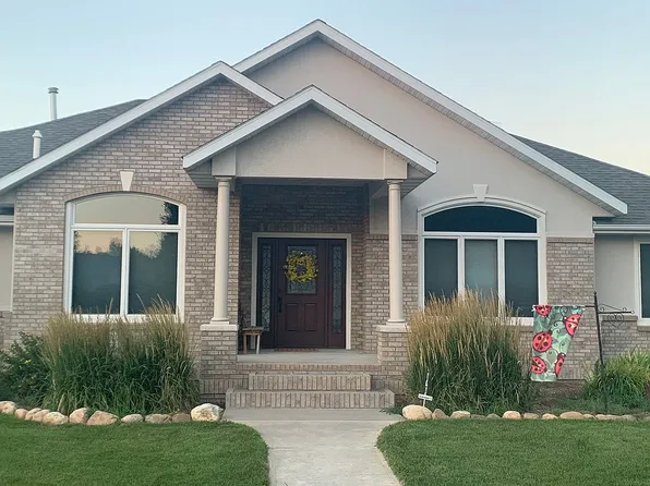 14360 Greenway Dr, Sterling, CO 80751