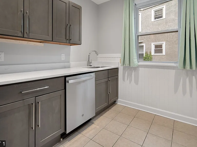 710 Stewart Ave — Photo 28