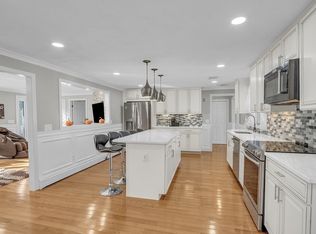 5 Flintlocke Rd, Franklin, MA 02038