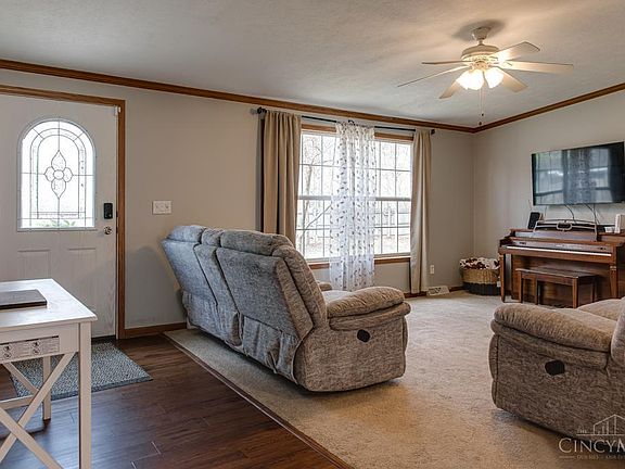 5th image of 5888 Deerfield Rd