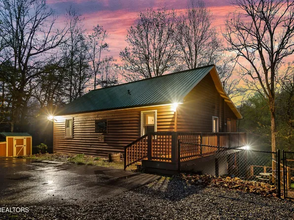 1544 Deer Browse Way, Sevierville, TN 37876