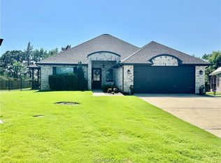 3525 Leesburg Path, Bryan, TX 77808