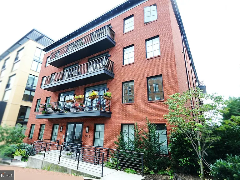 1412 Chapin St NW #202 — Photo 9