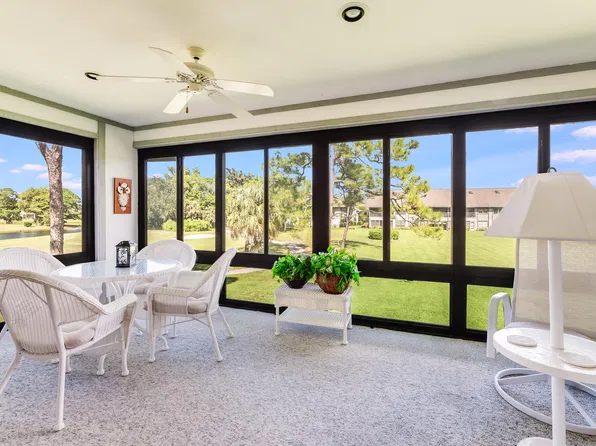 6235 SE Charleston Place #203, Hobe Sound, FL 33455