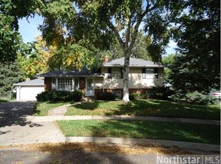 2225 Cardinal Pl, Saint Paul, MN 55119