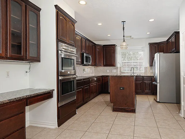 27 Bluff Creek Pl — Photo 9