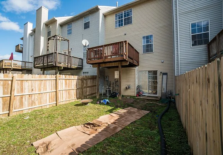206 Dundee Pl — Photo 29