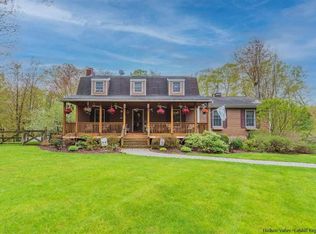 10 Pond Rd, Kerhonkson, NY 12446