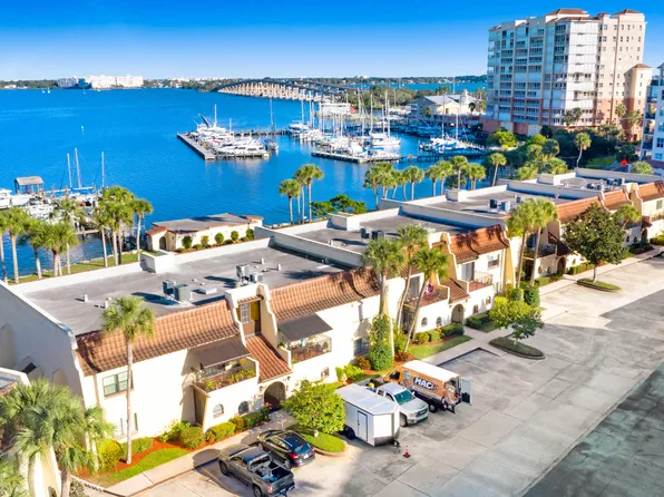 115 N Indian River Dr APT 205, Cocoa, FL 32922