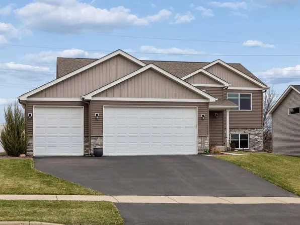 1108 Olivia St SE, New Prague, MN 56071