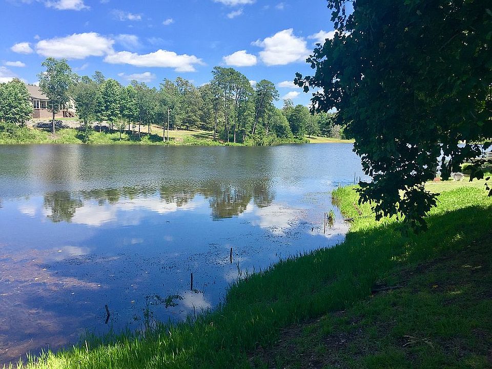 1st image of 588 Summer Lakes Dr