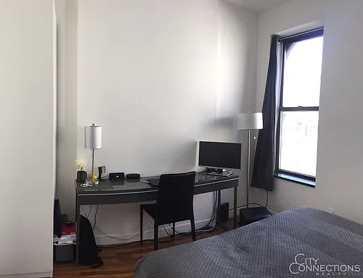 Rented by City Connections Realty | media 9