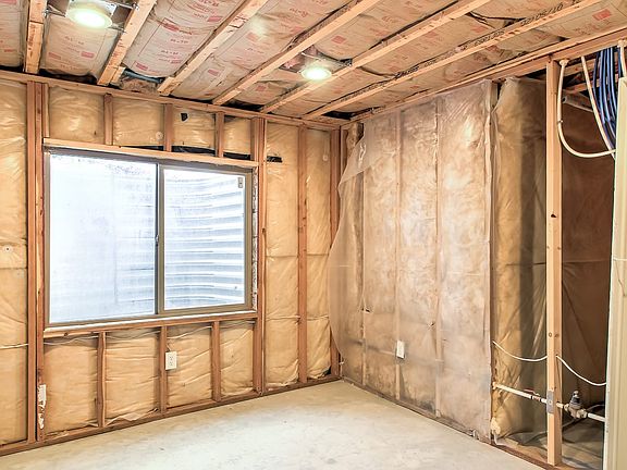 5th image of 2027 S Clydesdale Cir