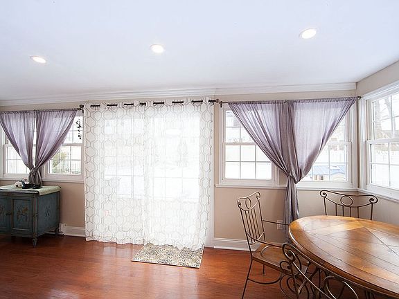 3rd image of 755 Hartwell St
