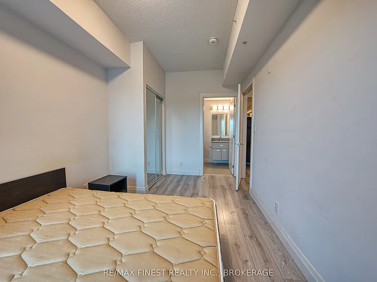 652 Princess St #622 — Photo 10