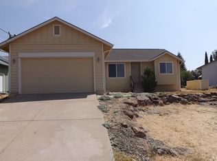 17054 Squirrelhill Rd, Hidden Valley Lake, CA 95467