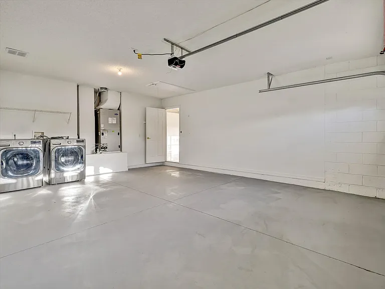2508 Caliente Trail3856 Keyless Entry — Photo 32