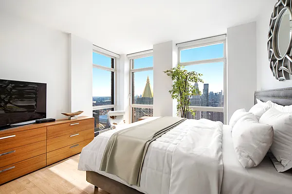 Rented by Brown Harris Stevens | media 7