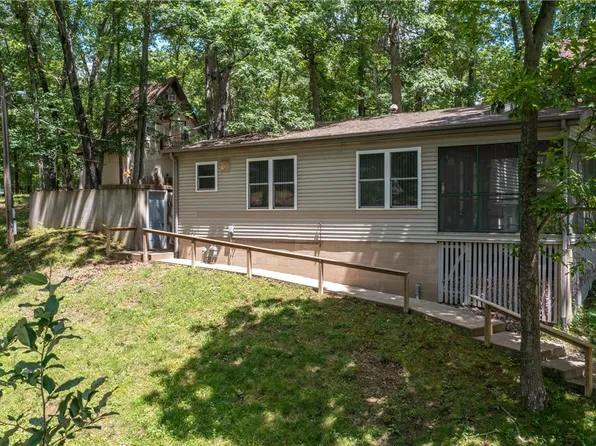 14854 N 16th Ave, Effingham, IL 62401