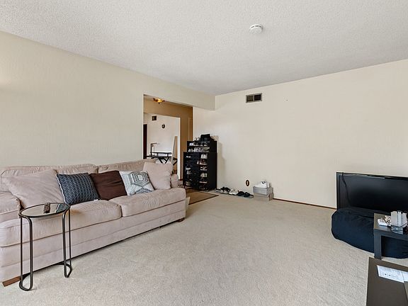 3rd image of 782 Blue Sage Dr