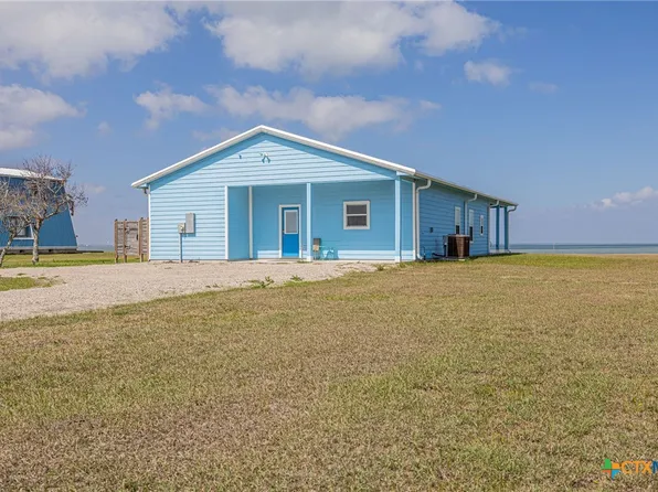 400 W Kruse Ave, Pt Lavaca, TX 77979