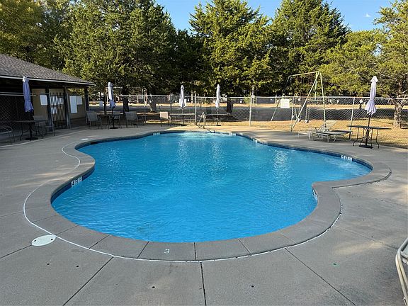 5th image of 6435 N Fm 17 #34-35