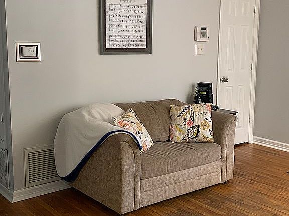 Dining room
Sitting area
