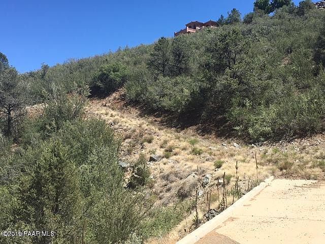 2nd image of 728 W Lee Blvd