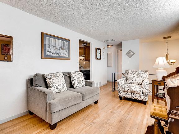 4th image of 9637 Pelon Dr