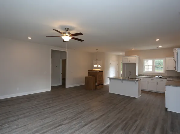 203 Zetterower Rd, Statesboro, GA 30458