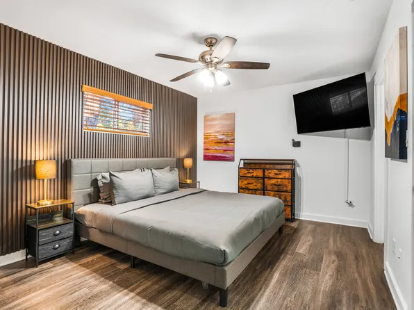 202 N Fremont Ave, Tampa, FL