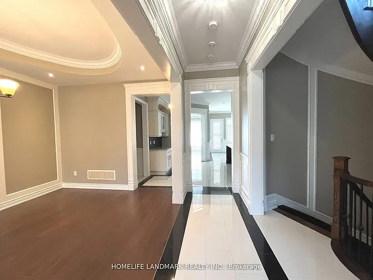 39 Larkin Ave — Photo 4