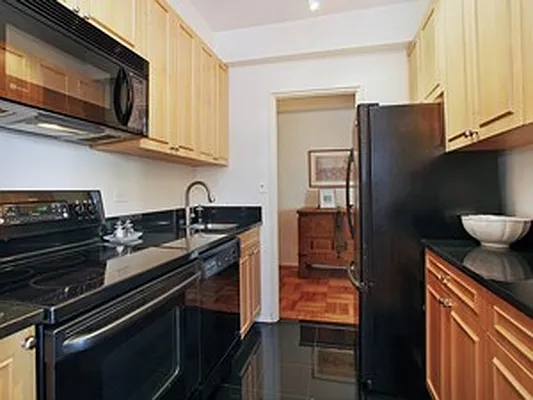 Sold by Corcoran | media 12