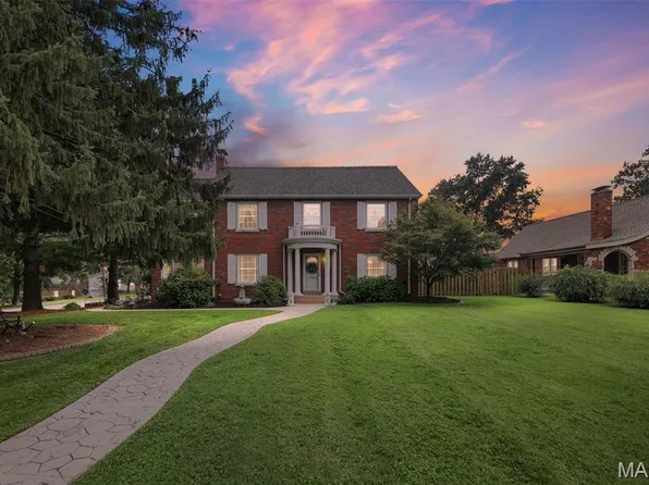 1201 McKinley Blvd, Alton, IL 62002