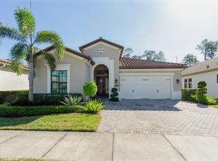 9280 Glenforest Dr, Naples, FL 34120